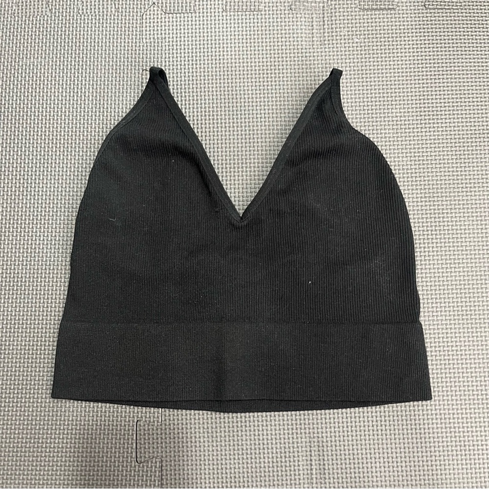 Black V-Neck Crop Top